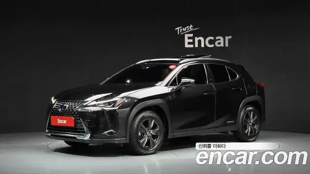 Lexus UX 2.0 2WD 2019