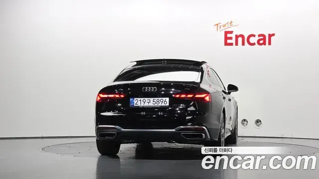Audi A5 40 TFSI Quattro Premium Sportback 2024 — фото 4