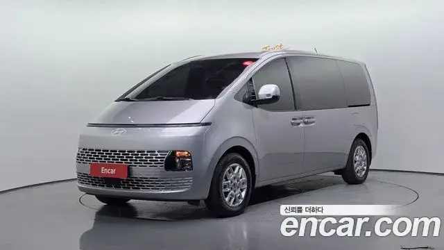 Hyundai Staria HEV 1.6 Tourer 11-Seater Modern 2025