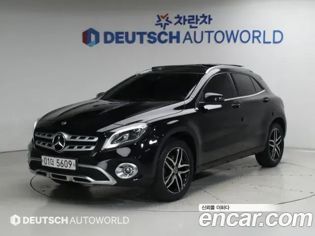 Mercedes-Benz GLA-Class GLA220 Premium 2019