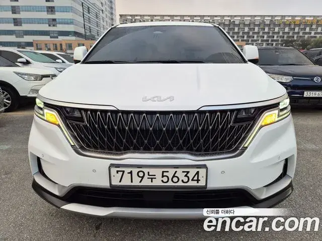 Kia Carnival Diesel 11-Seater Prestige 2023