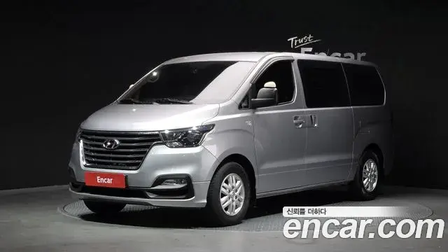 Hyundai Starex Van 3-Seater Smart 2021