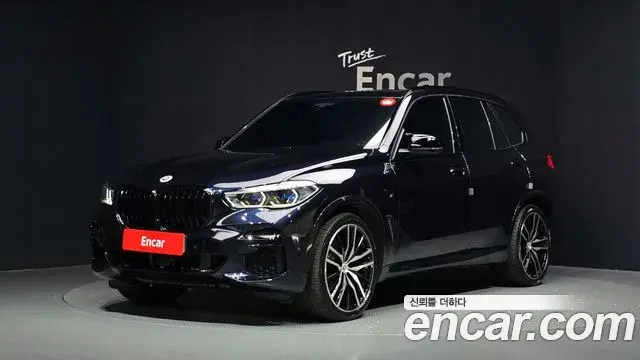 BMW X5 M50i 2021