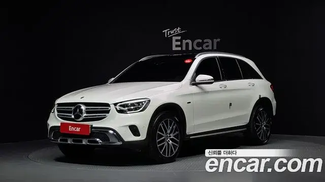 Mercedes-Benz GLC-Class GLC300e 4MATIC 2021