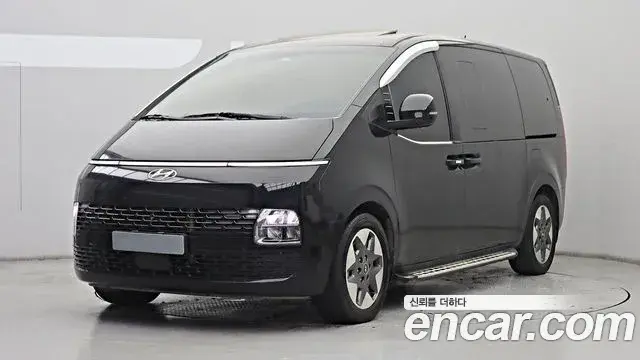 Hyundai Staria Tourer 9-Seater Modern 2021