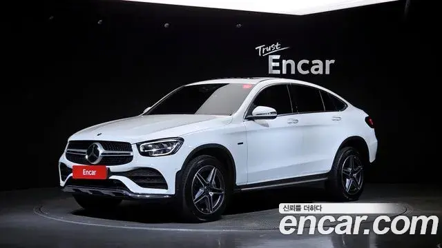 Mercedes-Benz GLC-Class GLC300e 4MATIC Coupe 2020