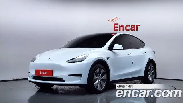 Tesla Model Y RWD 2023