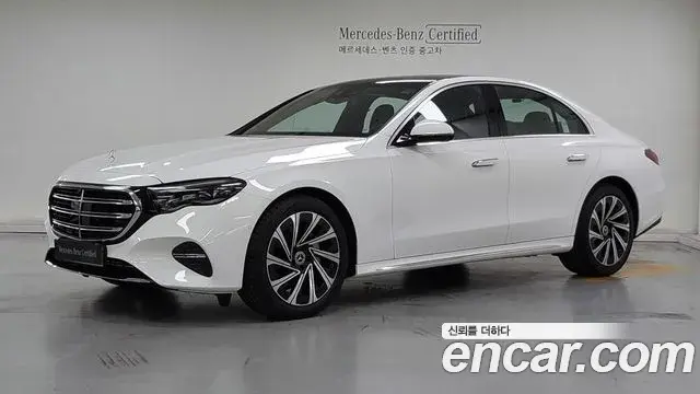 Mercedes-Benz E-Class E300 4MATIC Exclusive 2025