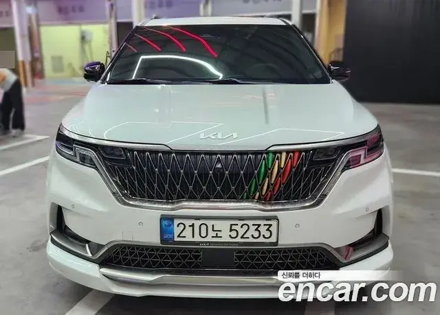 Kia Carnival Gasoline 7-Seater Signature 2022