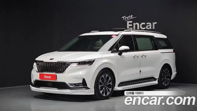 Kia Carnival Gasoline 7-Seater Signature 2020