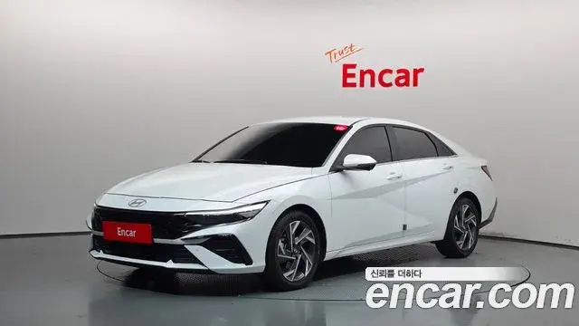 Hyundai AVANTE 1.6 Inspiration 2024