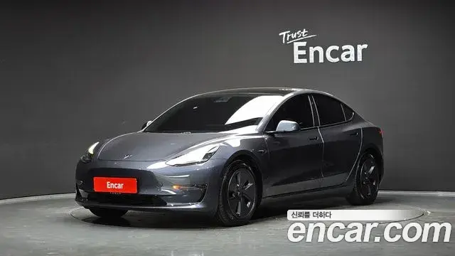 Tesla Model 3 Standard Range Plue RWD 2021
