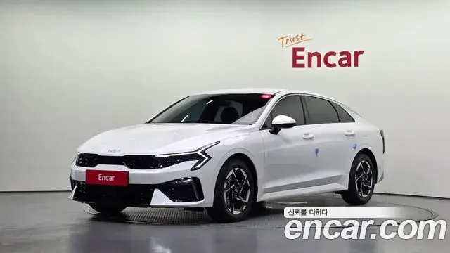 Kia K5 2.0 Prestige 2024