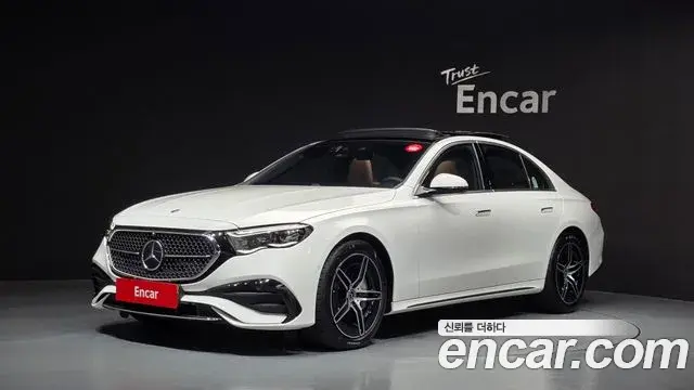 Mercedes-Benz E-Class E300 4MATIC AMG Line 2026