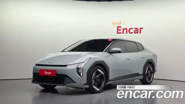Kia EV4 Long Range 2WD Earth 2026
