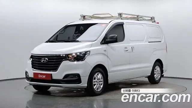 Hyundai Starex Van 3-Seater Smart 2020