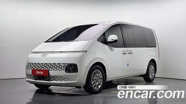 Hyundai Staria HEV 1.6 Cargo 5-Seater Modern 2025