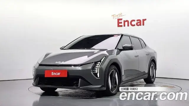Kia EV4 Long Range 2WD Earth 2025