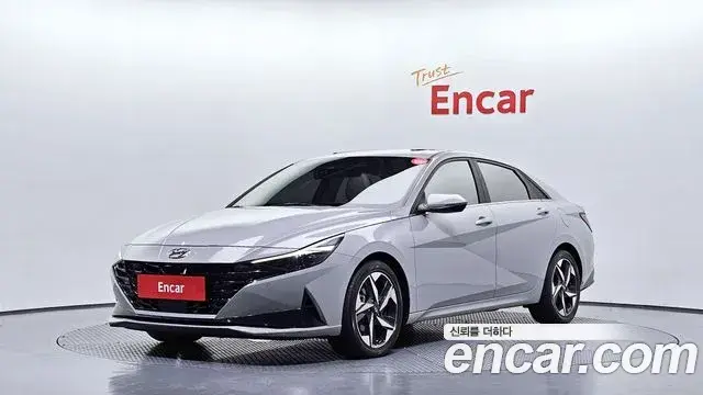 Hyundai AVANTE Inspiration 2021