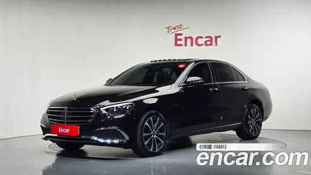 Mercedes-Benz E-Class E300e 4MATIC Exclusive 2021