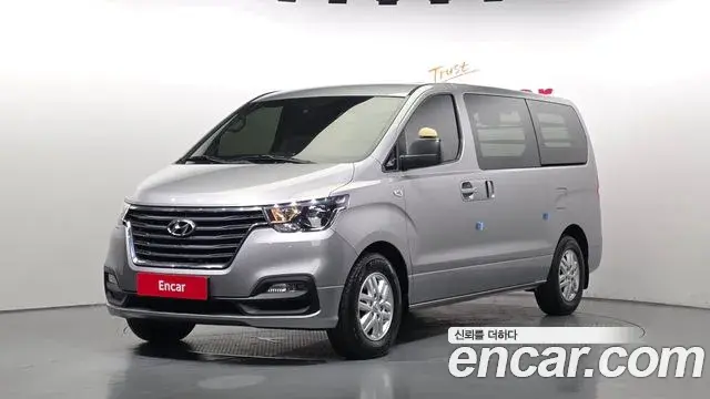 Hyundai Starex Van 3-Seater Smart 2021