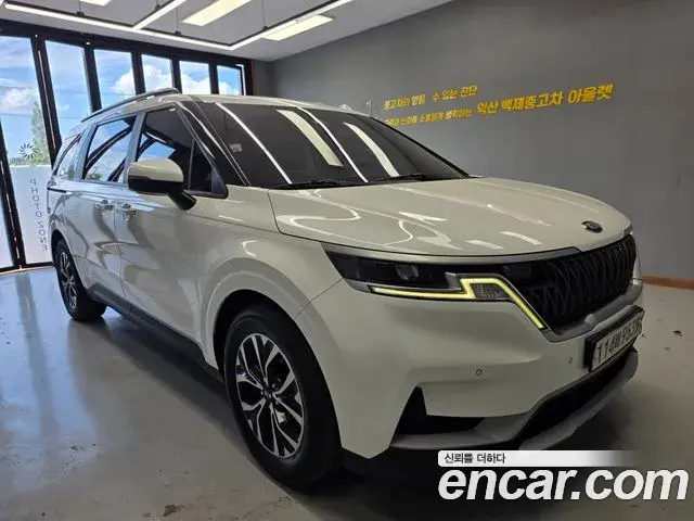 Kia Carnival Diesel 9-Seater Prestige 2020