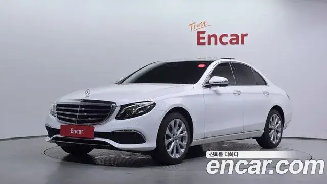 Mercedes-Benz E-Class E300 4MATIC Exclusive 2019