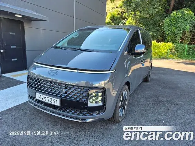 Hyundai Staria 4WD Lounge 9-Seater Inspiration 2025