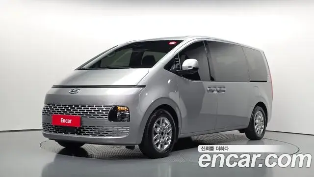 Hyundai Staria 4WD Tourer 11-Seater Modern 2023