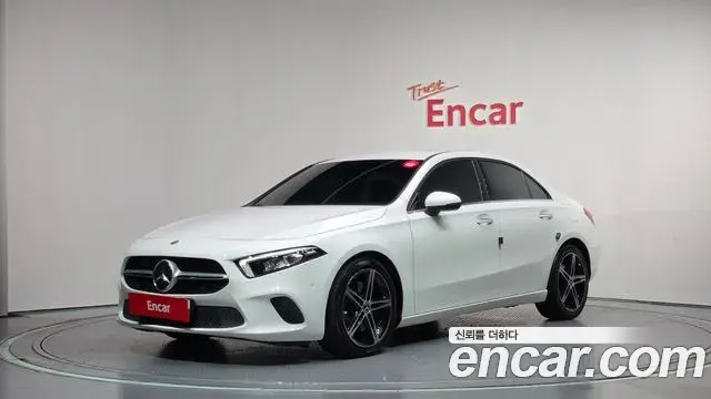 Mercedes-Benz A-Class A250 4MATIC Sedan 2020