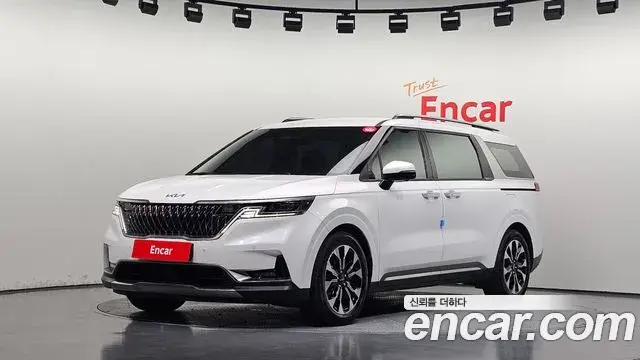 Kia Carnival Gasoline 9-Seater Signature 2022