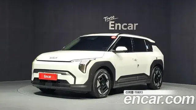 Kia EV3 Long Range 2WD Earth 2024