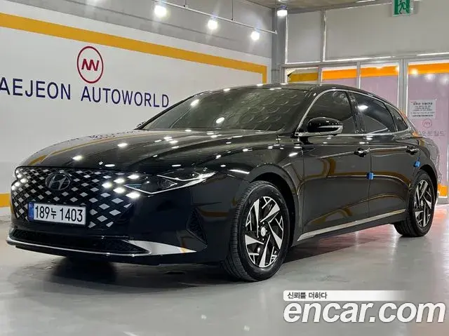Hyundai Grandeur Le Blanc 2022