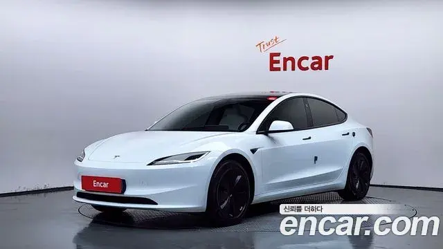 Tesla Model 3 RWD 2024
