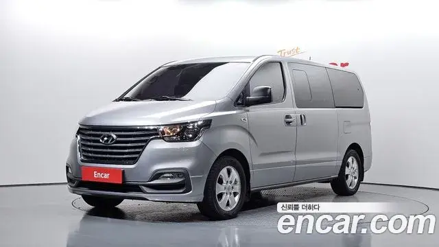 Hyundai Starex Wagon 12-Seater Smart 2019