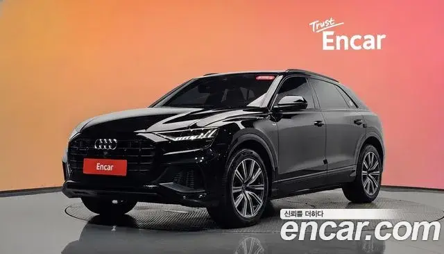 Audi Q8 55 TFSI Quattro Premium 2021
