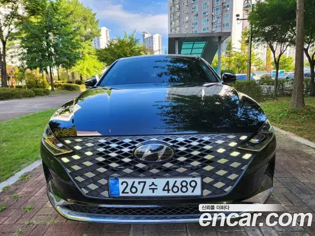 Hyundai Grandeur 2.5 Le Blanc 2022