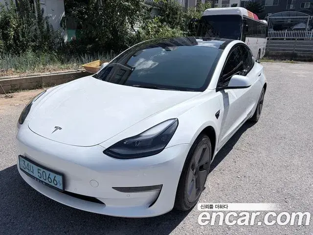 Tesla Model 3 Standard Range Plue RWD 2022