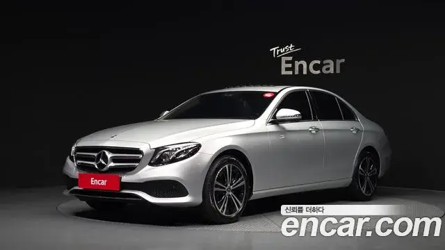 Mercedes-Benz E-Class E220d Avantgarde 2020