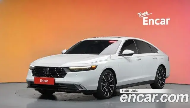Honda Accord 2.0 Hybrid Touring 2025