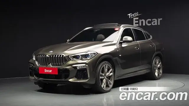 BMW X6 M50i 2021