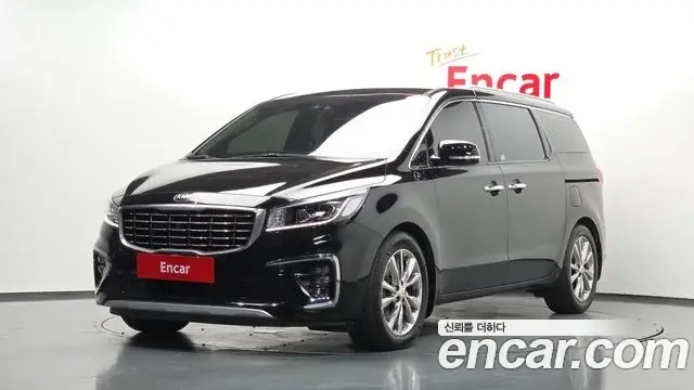 Kia Carnival Gasoline 7-Seater Limousine VIP 2020