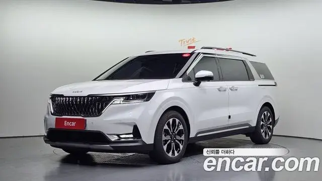 Kia Carnival Diesel 9-Seater Noblesse 2023