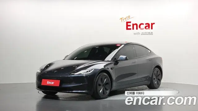 Tesla Model 3 RWD 2025