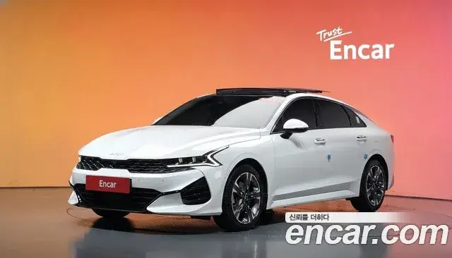 Kia K5 2.0 Signature 2022