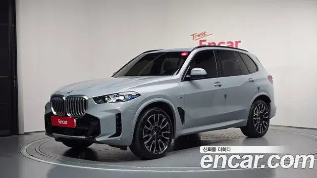 BMW X5 xDrive 40i M Sport 2025
