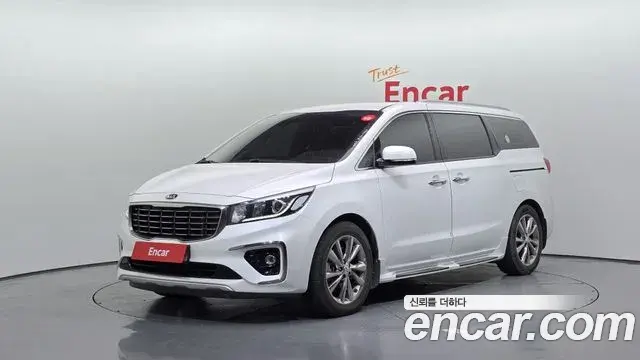 Kia Carnival 9-Seater Prstige 2019