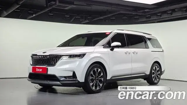 Kia Carnival Gasoline 9-Seater Signature 2021