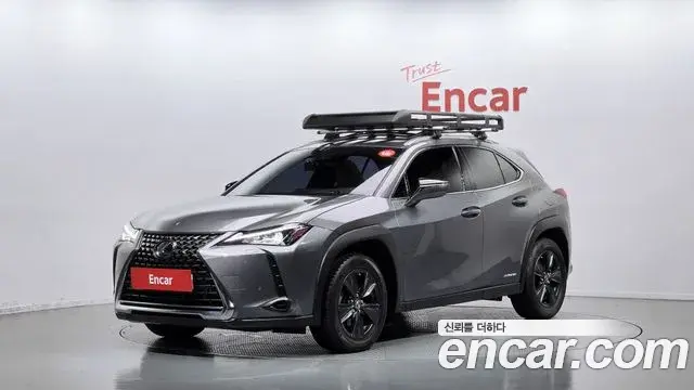 Lexus UX 2.0 2WD 2021