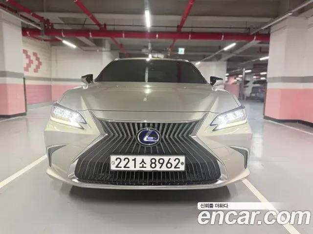 Lexus ES Executive 2019